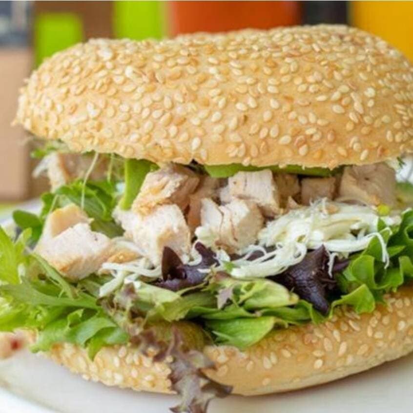 Bagel de Pollo