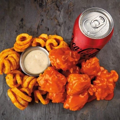 Wings & Boneless +Papas +Refresco