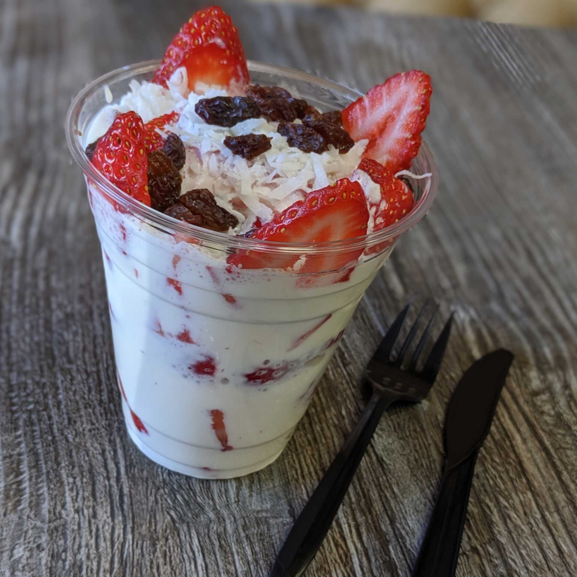 Fresas con Crema Tradicionales 12 Oz