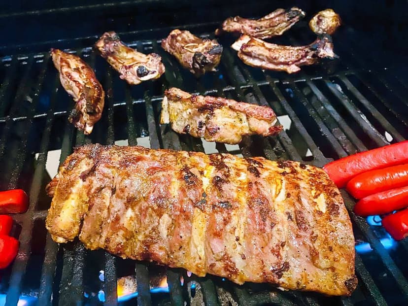 Parrilladas & Costillas To Go By Oso's Grill