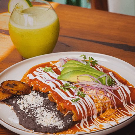 Enchiladas Verdes o Rojas