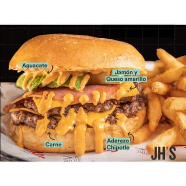 BACKYARD BURGER CON PAPAS