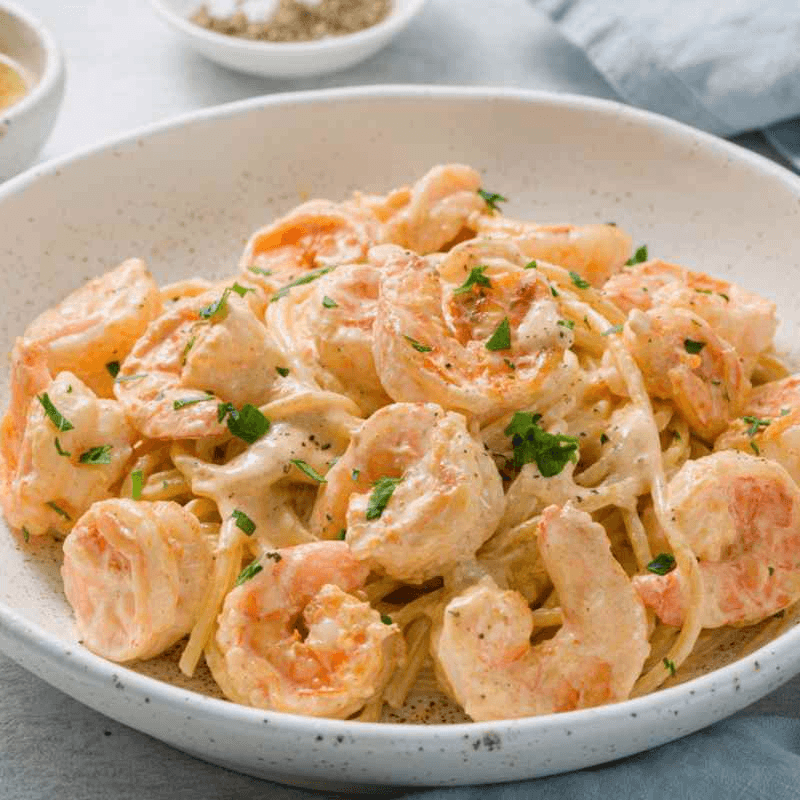 Pasta Alfredo con Camarones