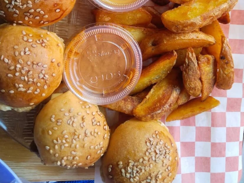 Las Mini Burguers
