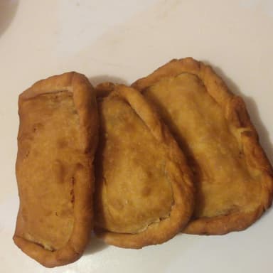 3 Empanadas de Pizza de Peperoni