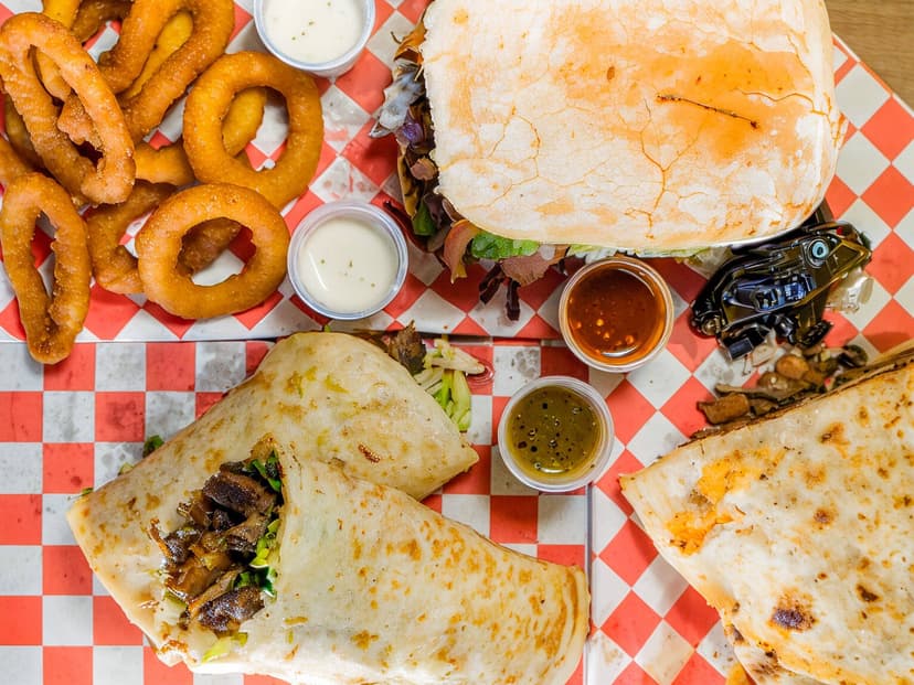 Romanos Burgers Al Carbón
