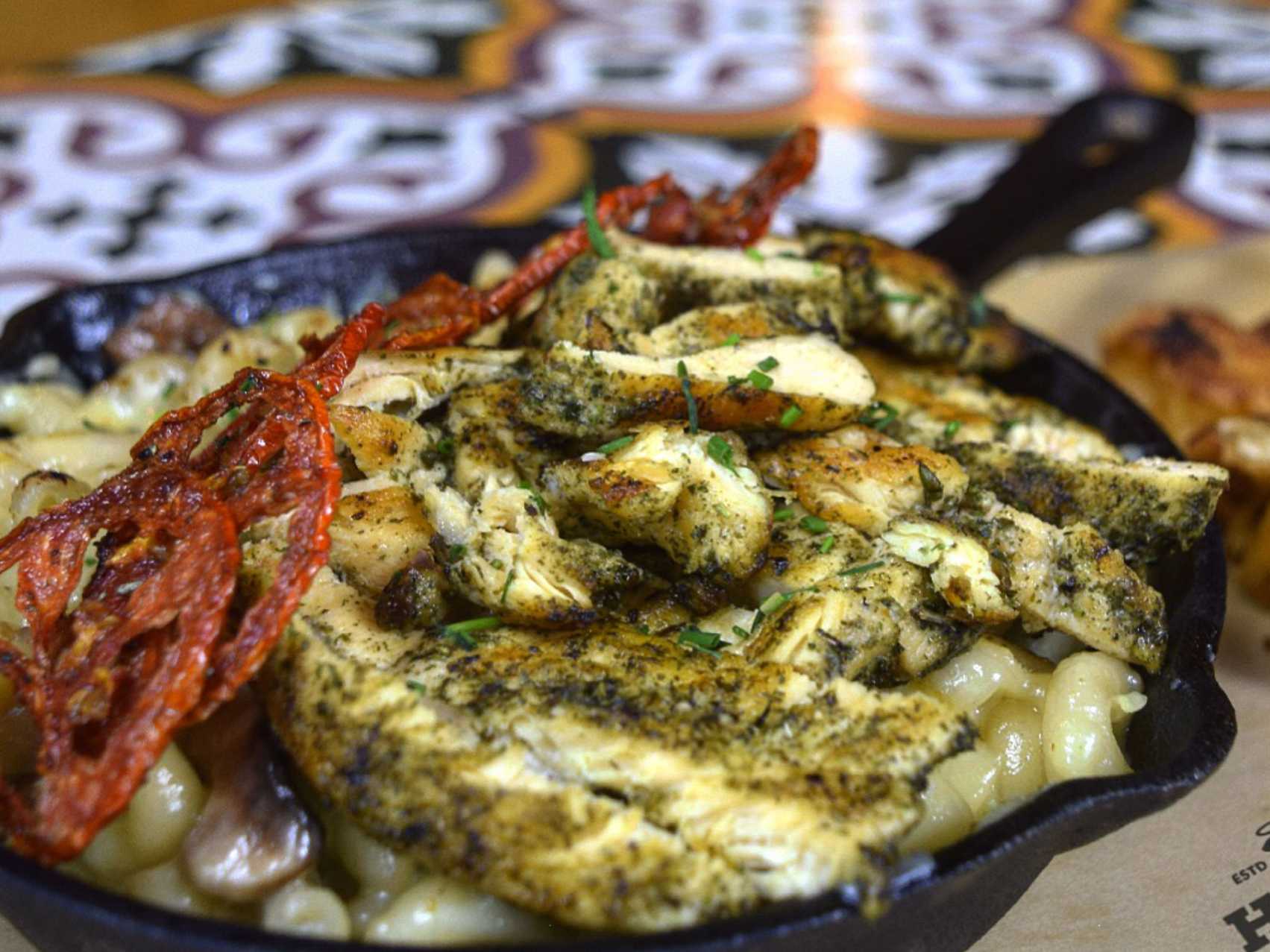 Mac N' Cheese Grilled Chicken