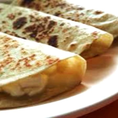 Quesadilla Montada con Verde