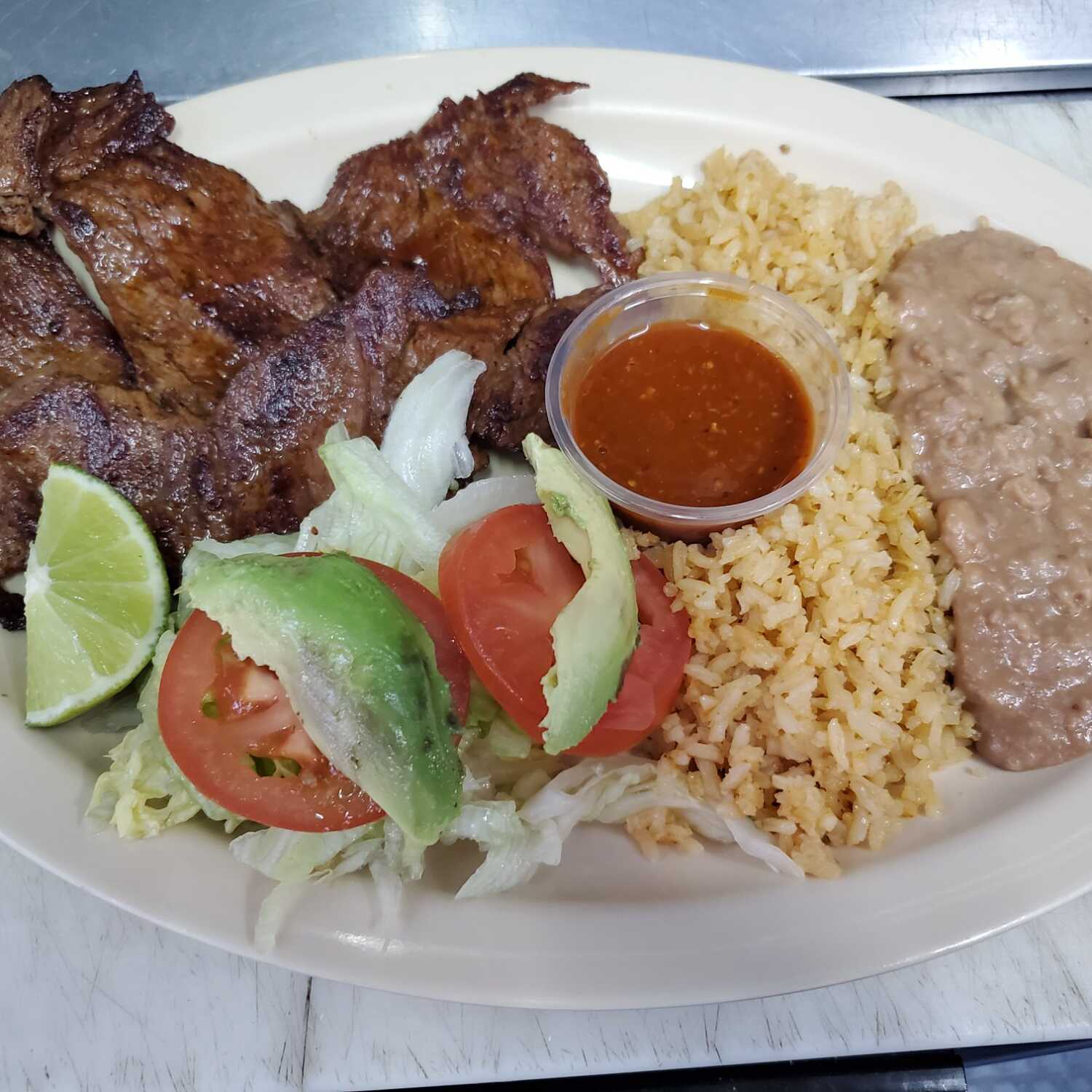 Carne Asada + Agua Gratis