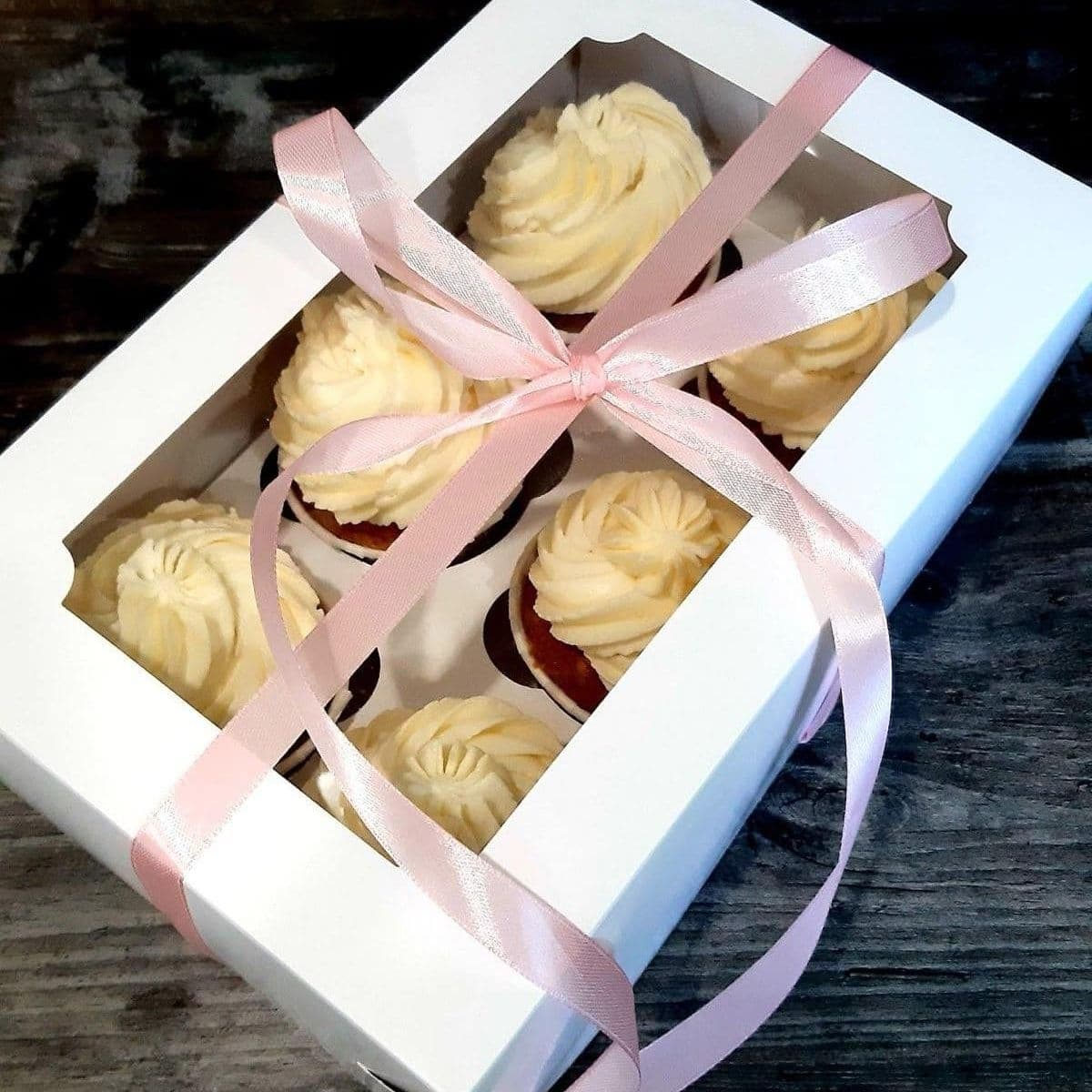 6 Cupcakes