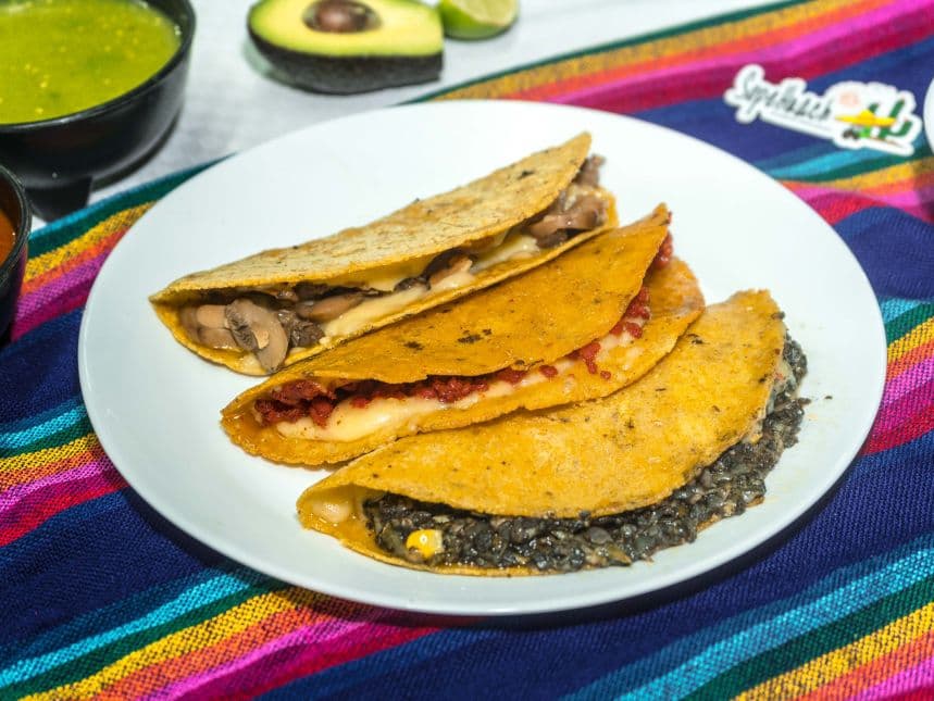 #10 Dos Quesadillas Choripapa+bebida