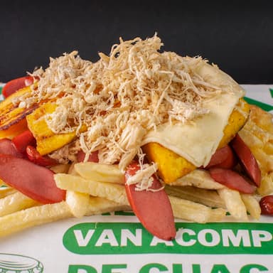 Salchipapas Tropicales