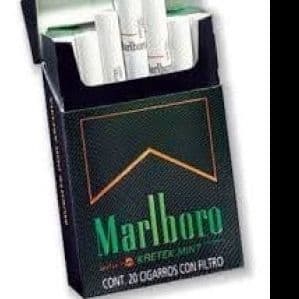Cigarro Malboro de Clavo