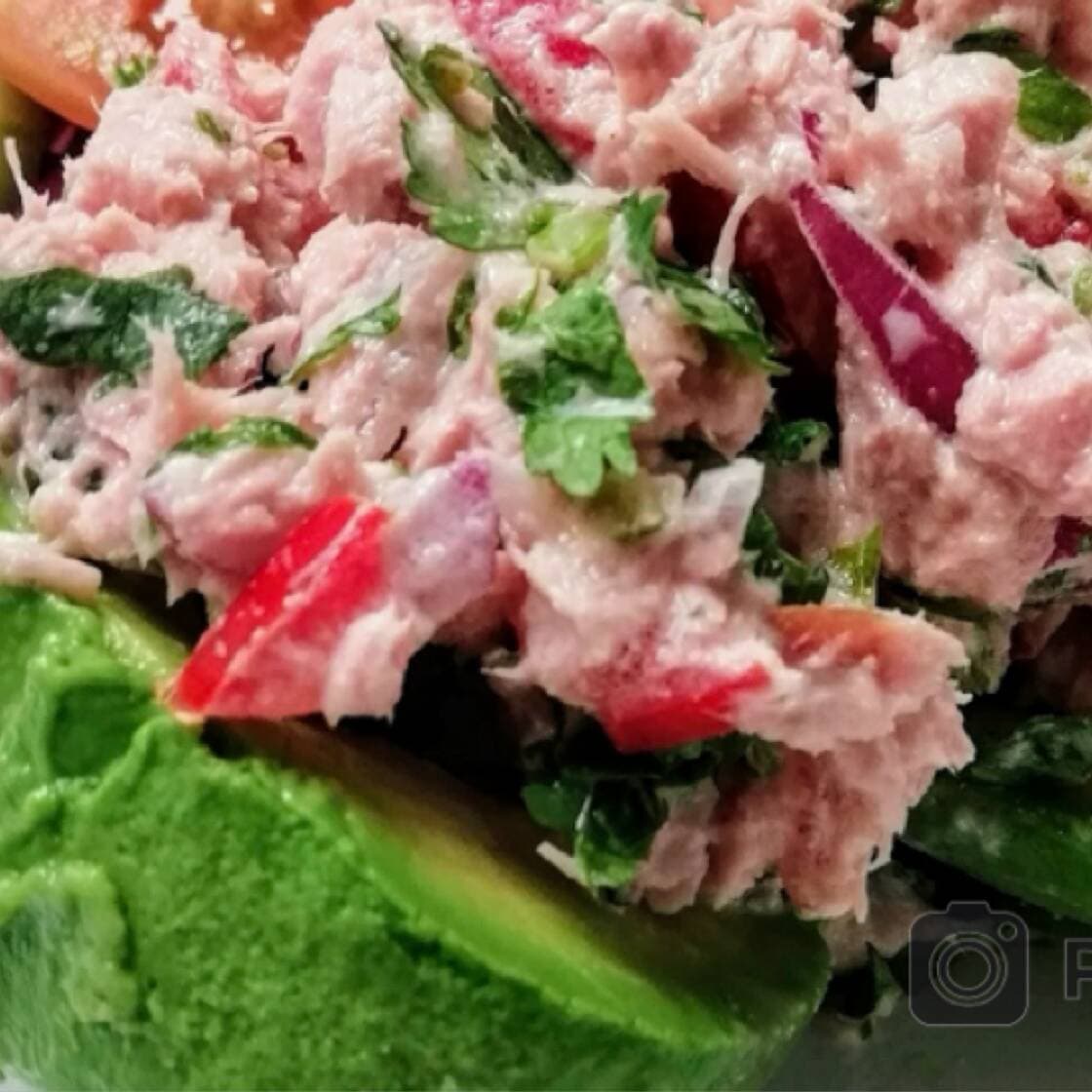 Aguacates Rellos de Atun