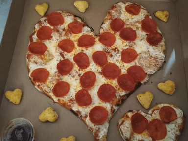 Pepperoni Pizza de Corazón