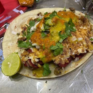 Tacos y Bebida