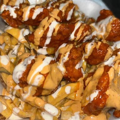 Cheese fries Boneless + Té