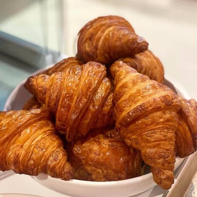 croissant de mantequilla