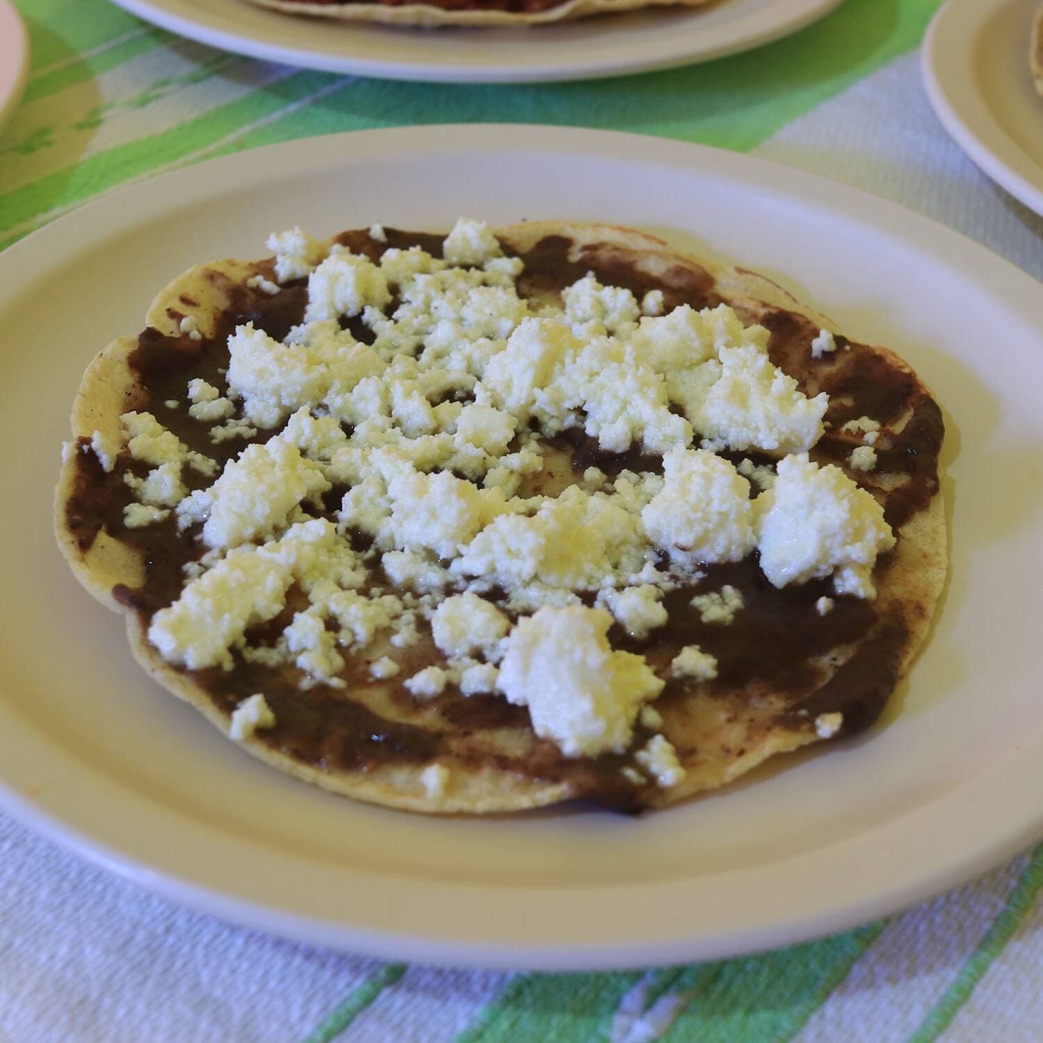 Memela de queso (4) + café