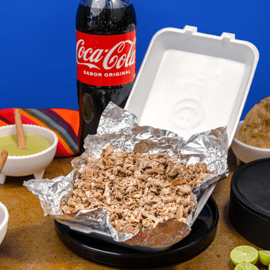 Medio de Carnitas