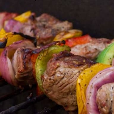 Pincho de Res - Carne - Típico