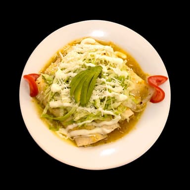 Chilaquiles / Enchiladas con Pollo Deshebrado