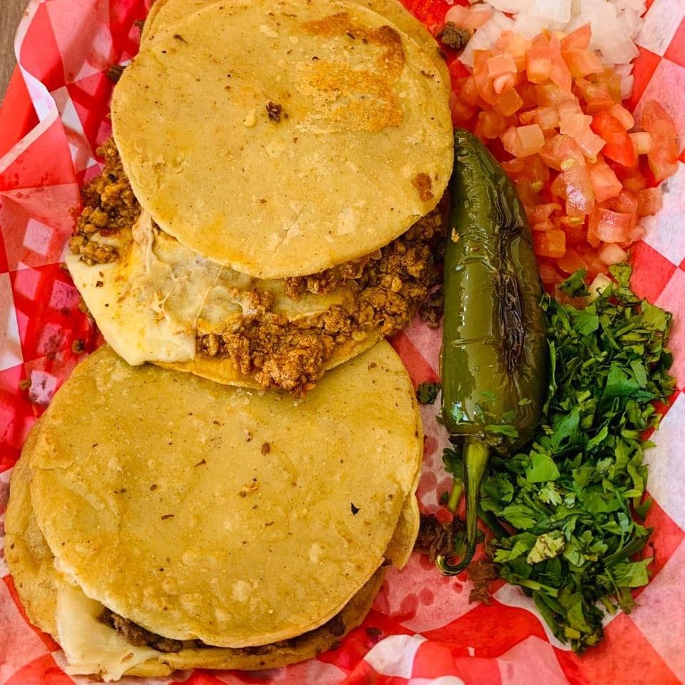 3 QUESI CARNES DE ADOBADA DE MAIZ