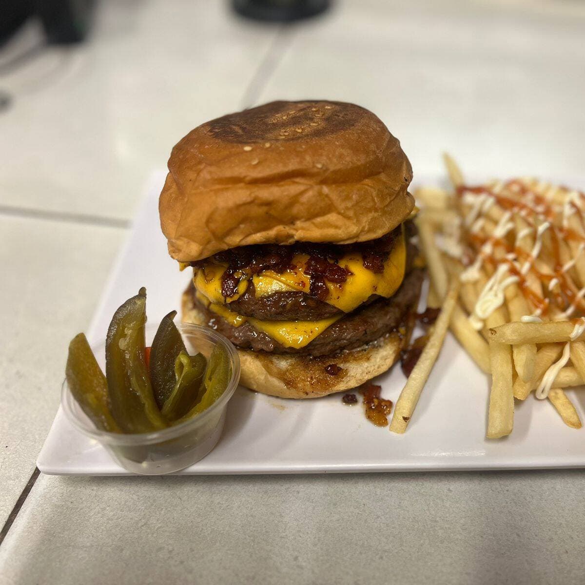 HAMBURGUESA MERMELADA DE TOCINO