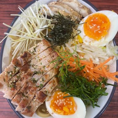 Combo 2x1 Ramen Cerdo/Pollo+4 Kanikronch