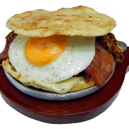 Arepa con Carne Ropa Vieja