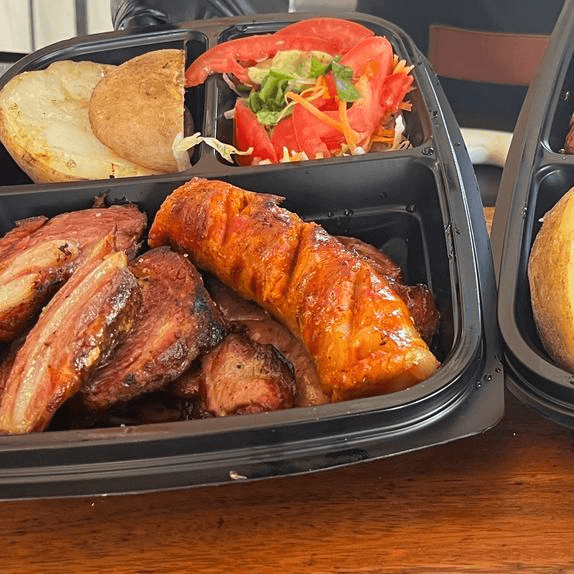 Combo: Parrillada Cuatro Carnes Personal+Coca Cola