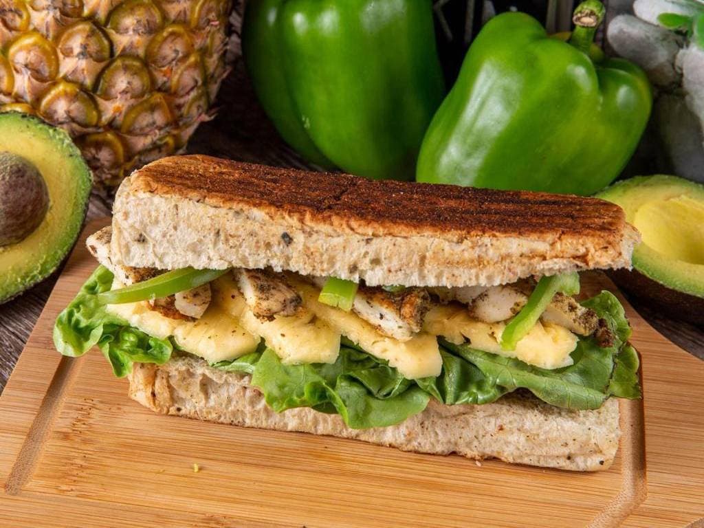 Panini Hawaiano