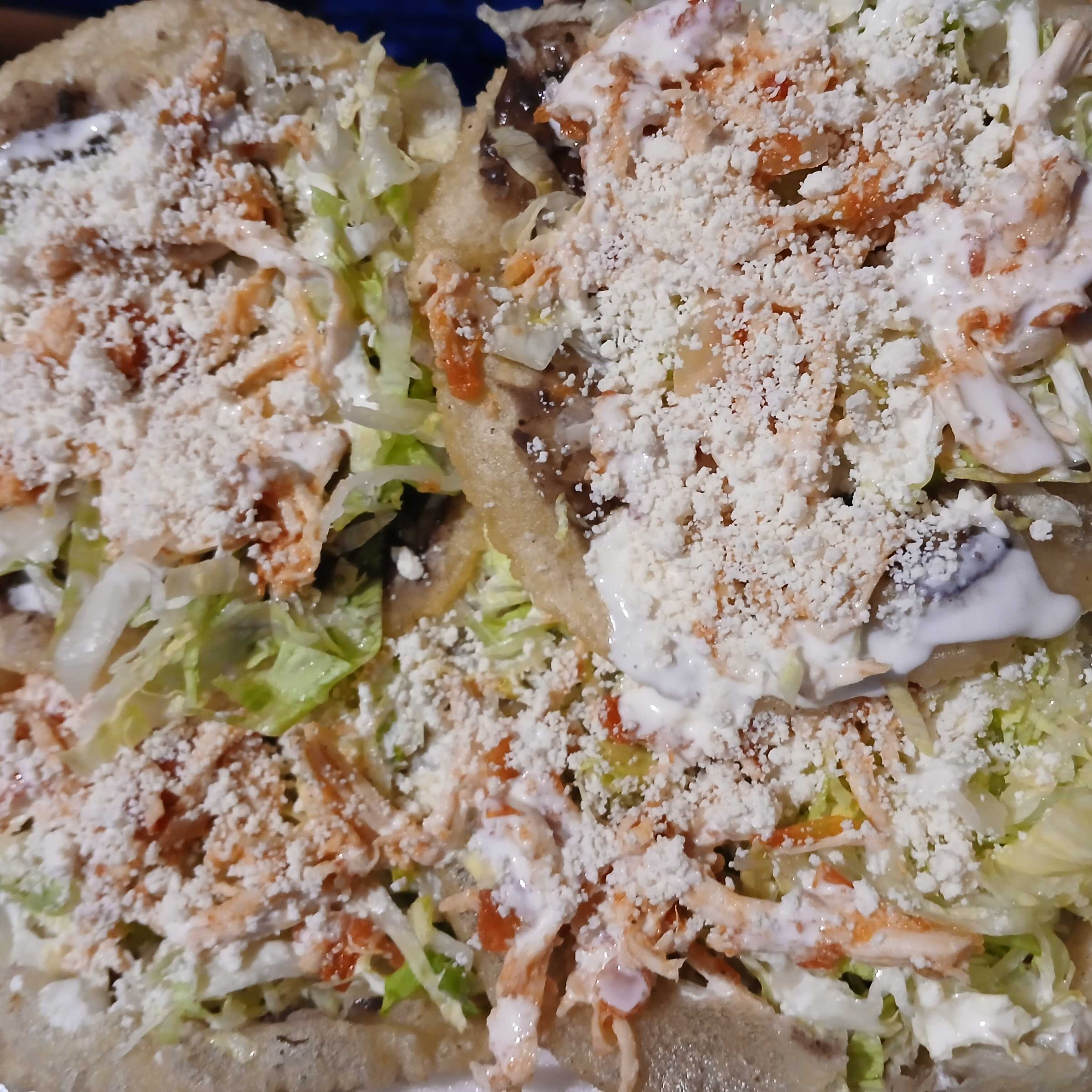 4 Garnachas de Pollo