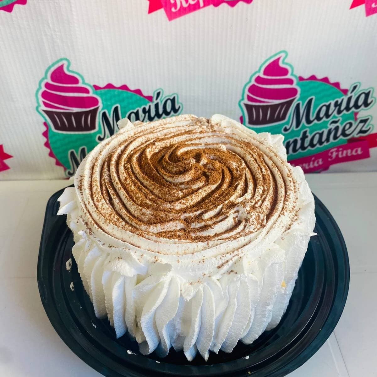 Mini Pastel de 5 Personas de Capuchino