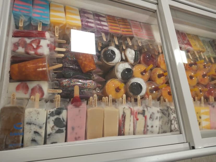 La Michoacana Tocumbo (Walmart Vista Hermosa)