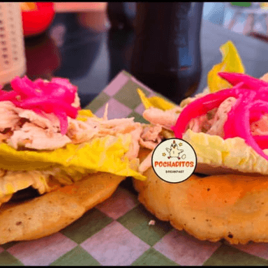 Salbutes de Pollo