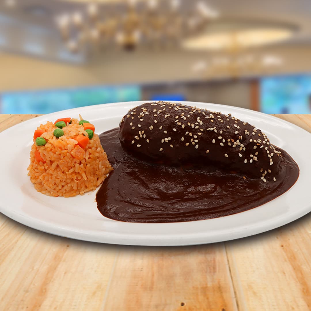 Pechuga con Mole de la Abuela