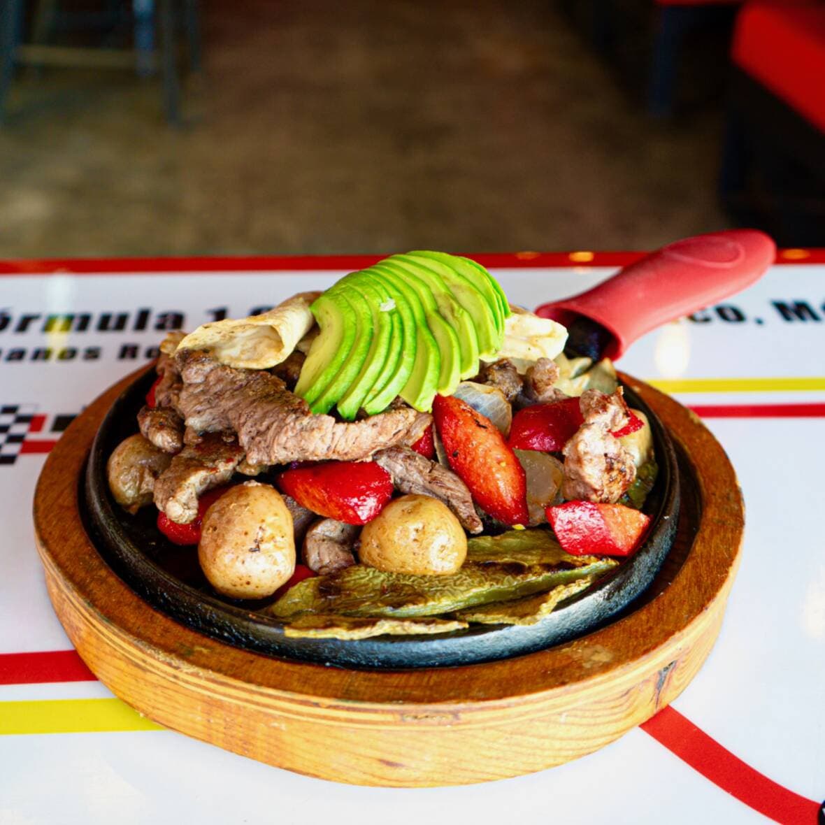 Parrillada para 4 Un Kl de Arrachera