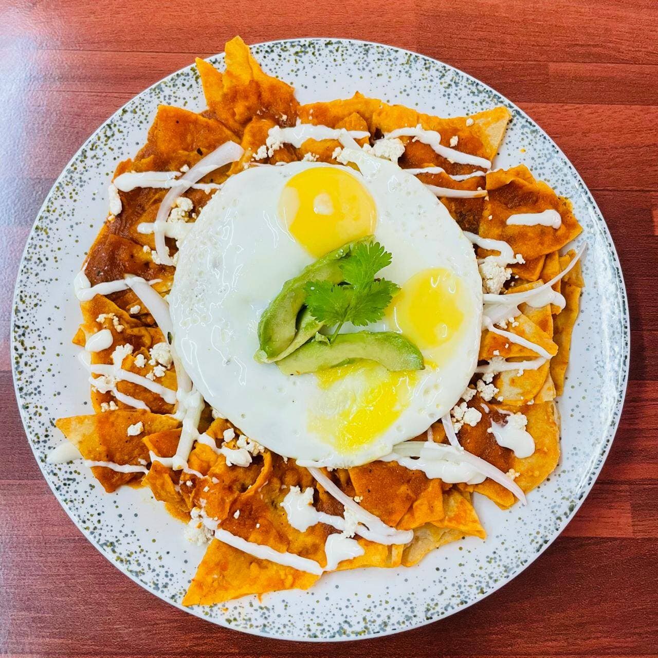 Chilaquiles con Huevo