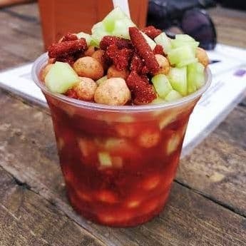 Vaso de cueritos preparado vaso mediano