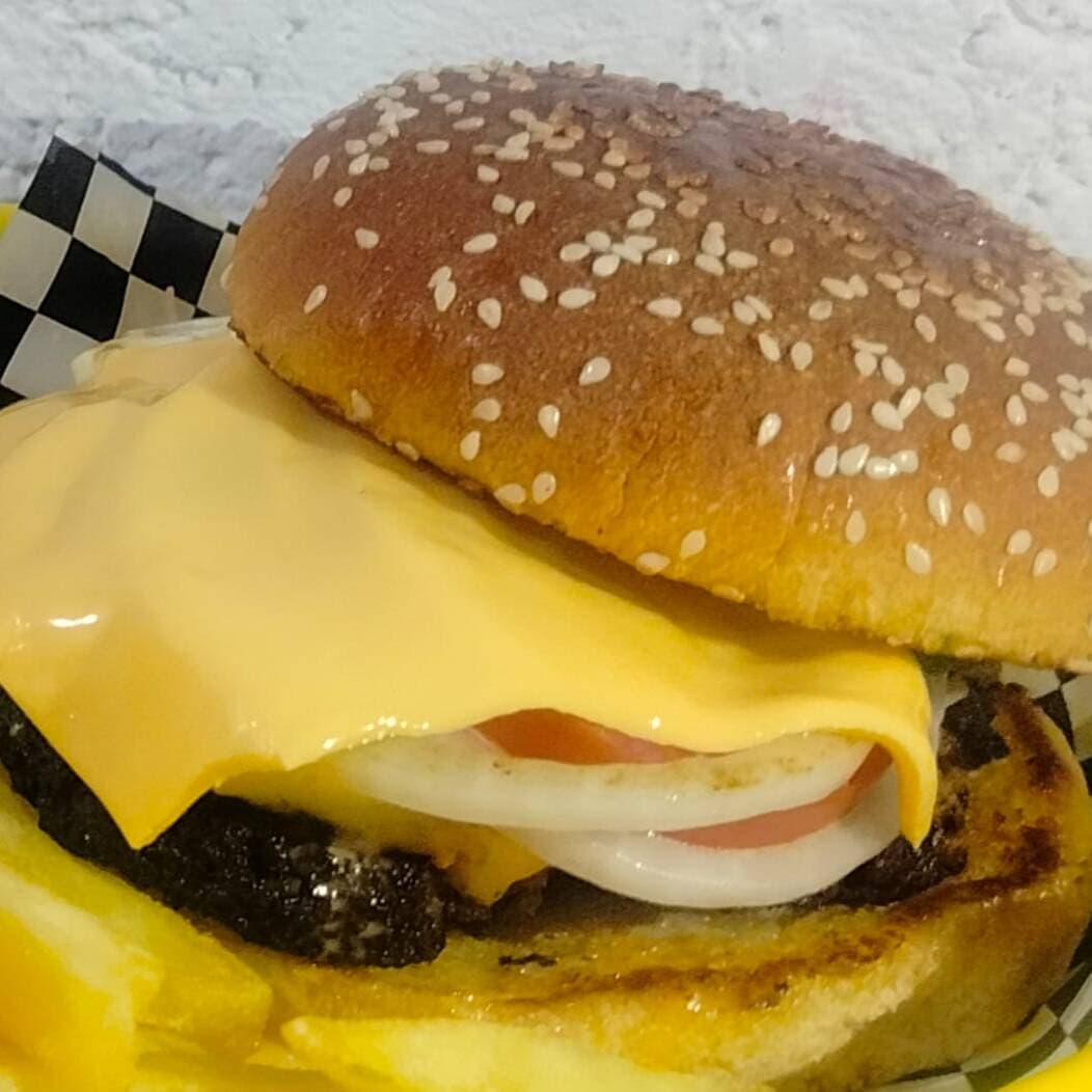 HAMBURGUESA DOBLE QUESO
