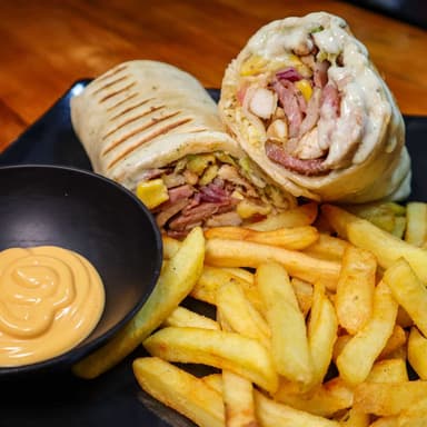 Wrap parrilla mix + porción de papa