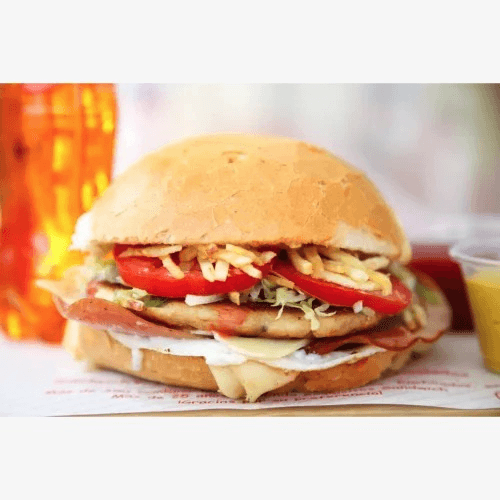 Sándwich Chori Pollo más Chicha
