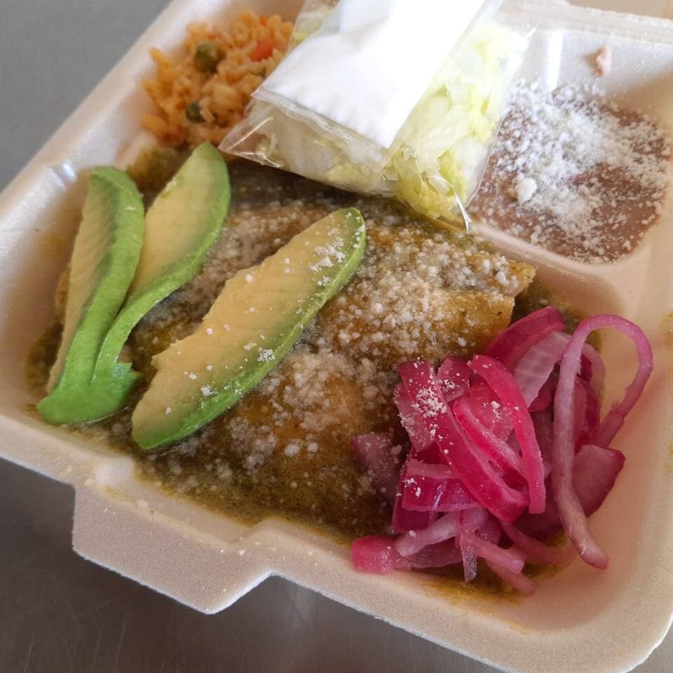 Enchiladas Verdes de Pollo(3)