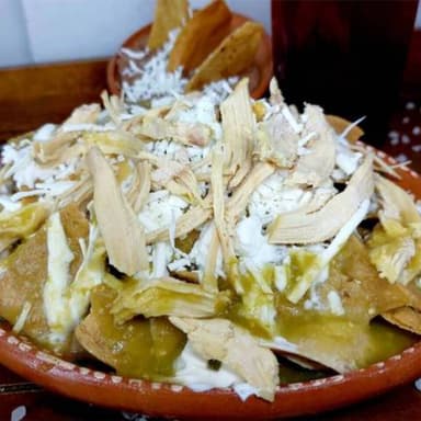 Chilaquiles con Pollo