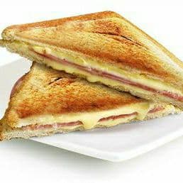Sándwich Caliente