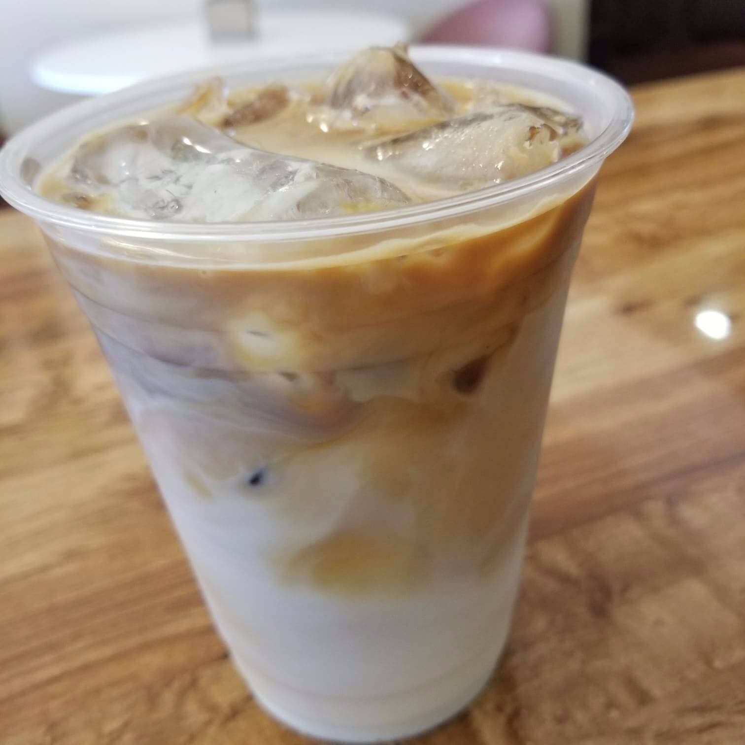 Iced latte 16oz