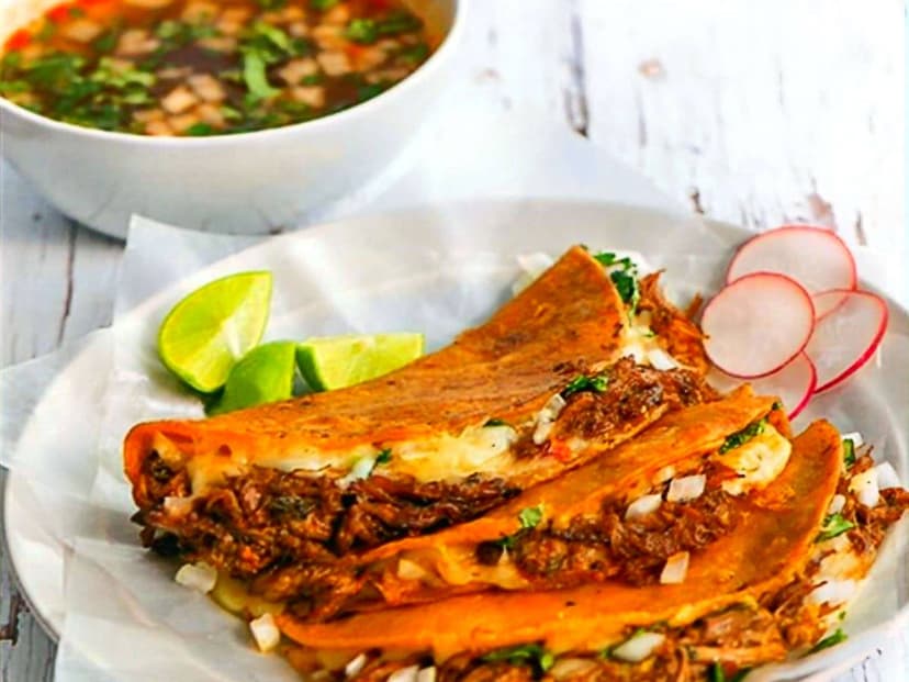 BIRRIA y desayunos Erika becker