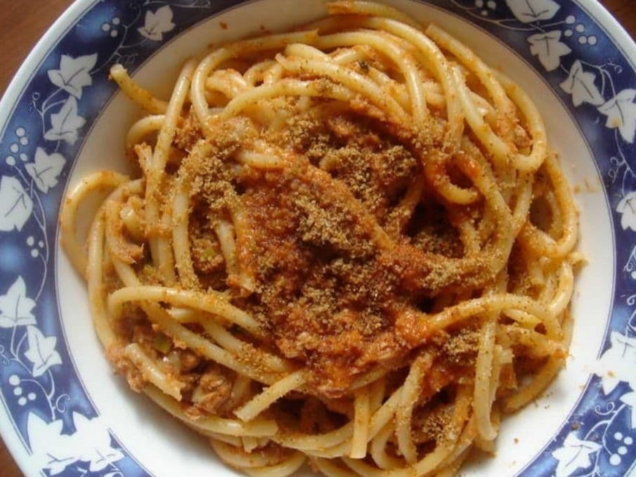 Espagueti con Migas "Carrettiera"