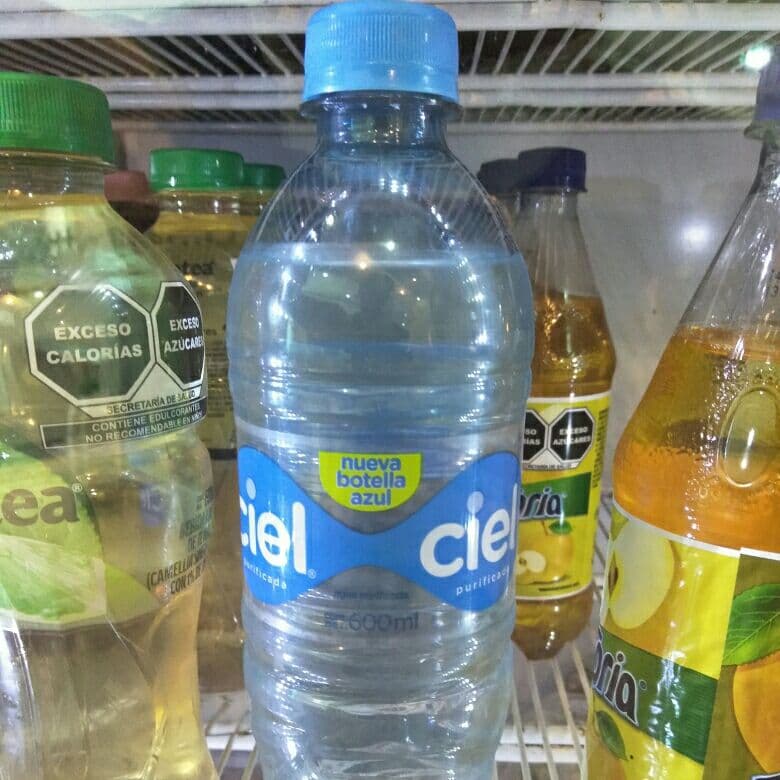 Agua Natural 水